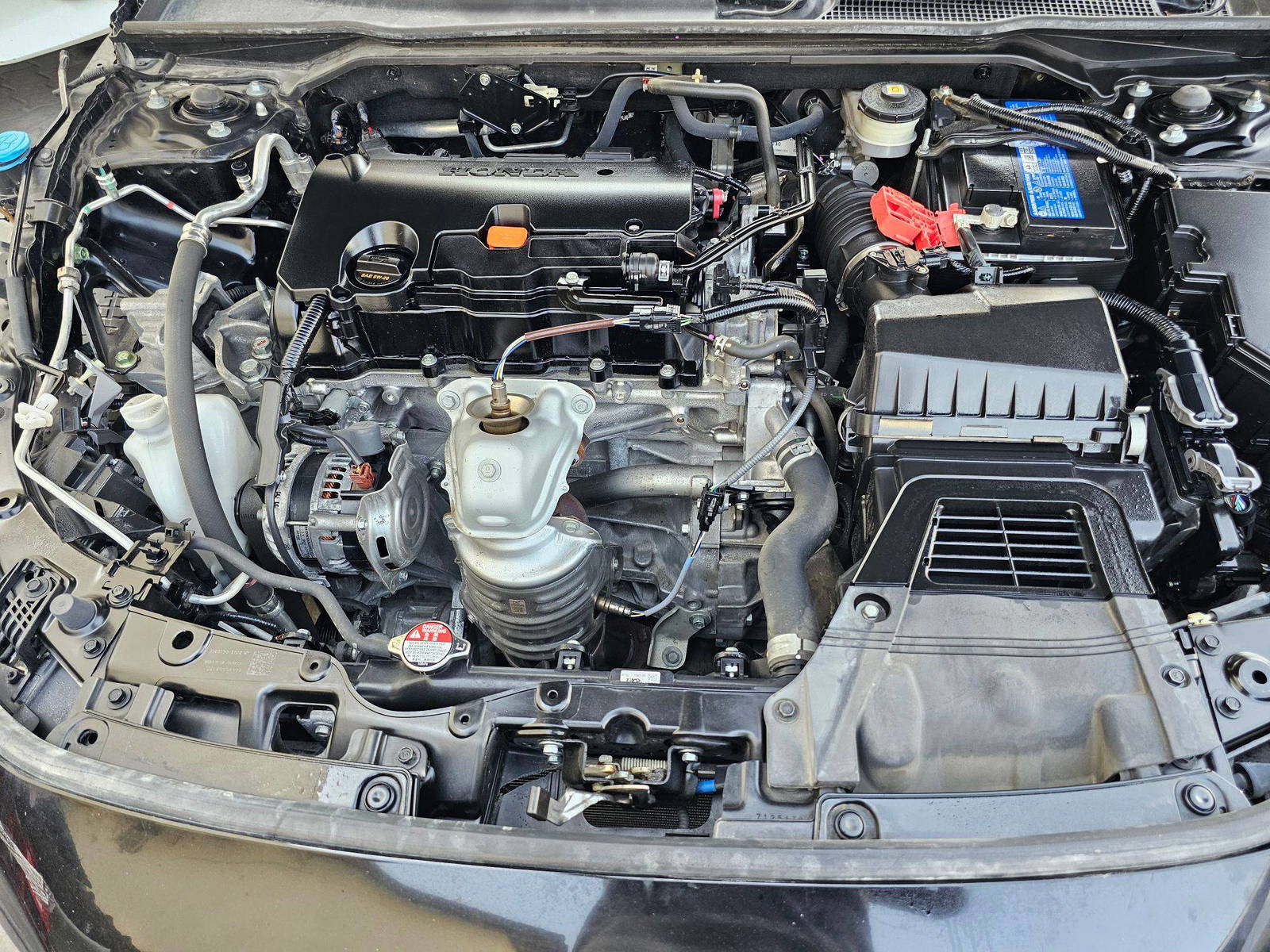 2024 HONDA CIVIC — 31645 Miles — Lot RH536602 — Main - Marhaba Auctions Used Cars - Image 9