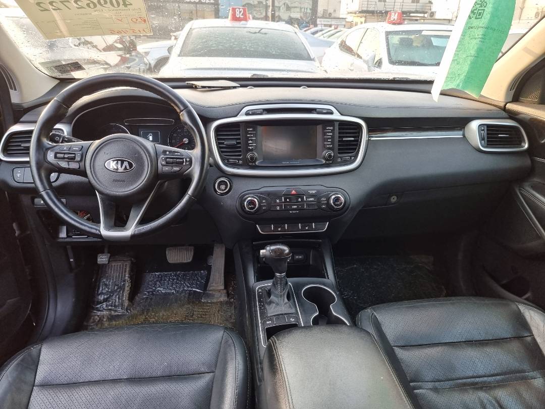 2017 KIA SORENTO — 115465 Miles — Lot 2134587 — Main - Marhaba Auctions Used Cars - Image 8