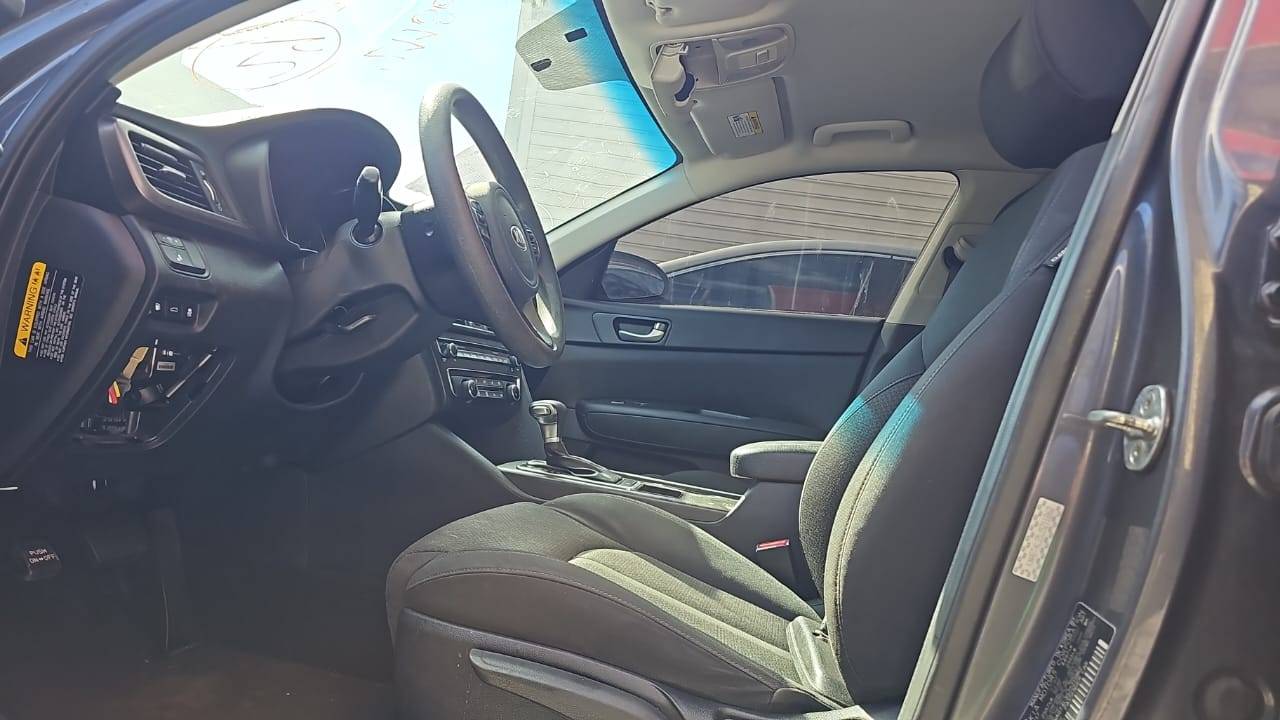 2018 KIA OPTIMA — 110536 Miles — Lot J5211862 — Souq - Marhaba Auctions Used Cars - Image 5