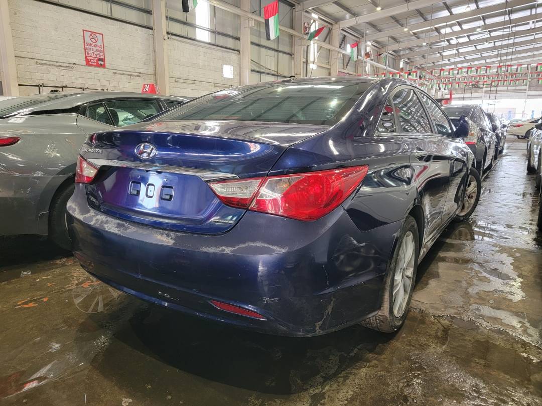 2011 HYUNDAI SONATA — 216240 Miles — Lot 40275832 — Main - Marhaba Auctions Used Cars - Image 3