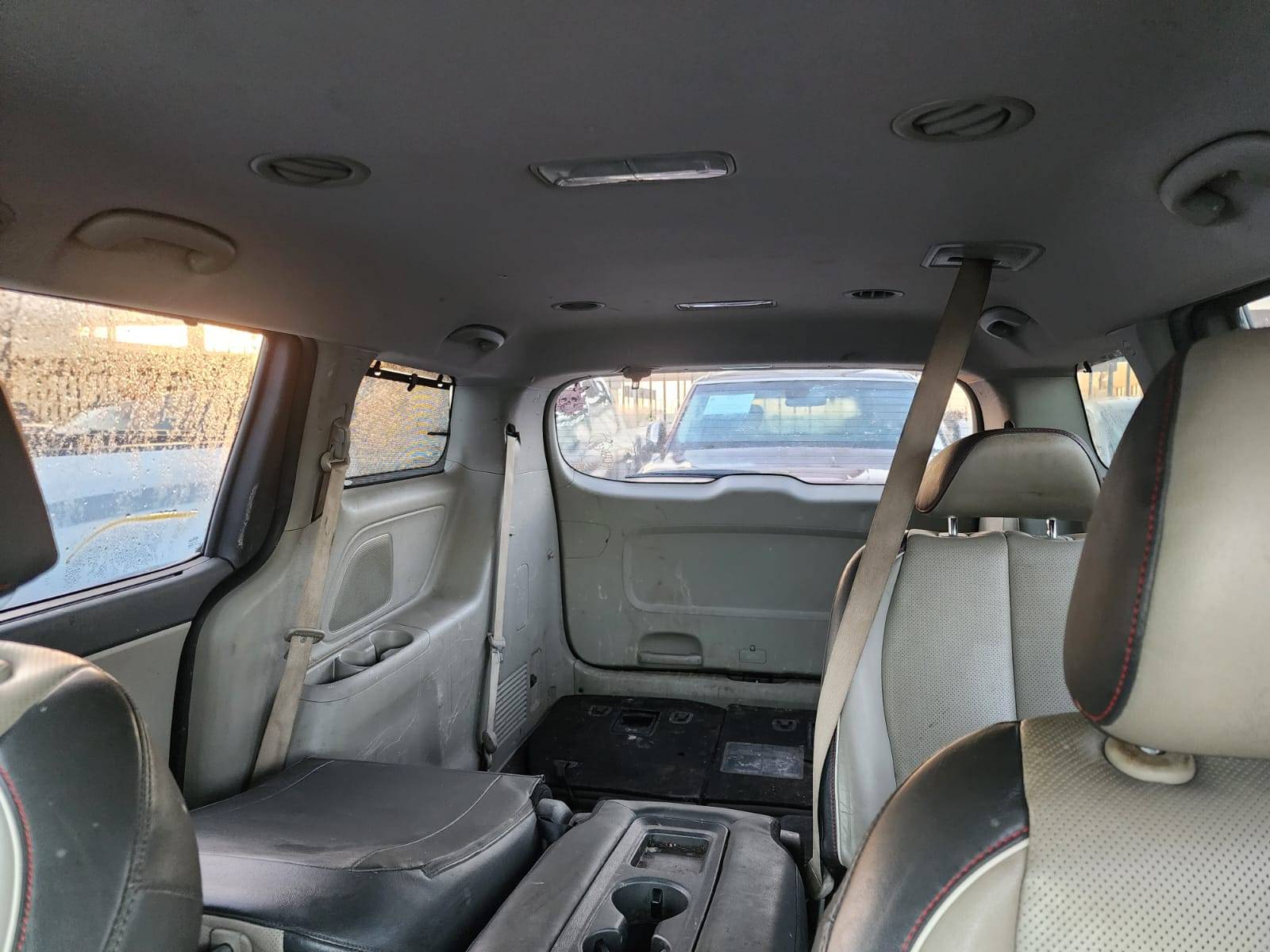 KIA SEDONA 2017 - Marhaba Auction Used Cars - Image 9