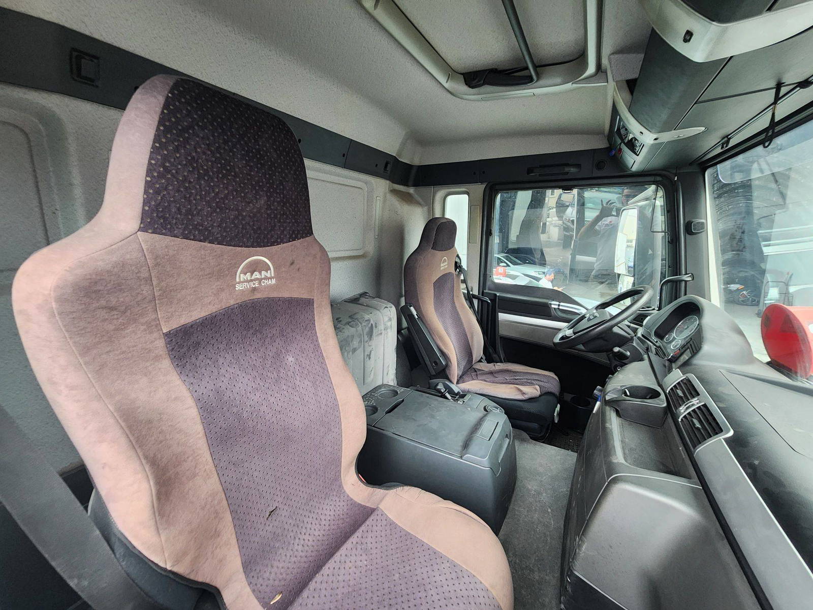 MAN MAN TRUCK 2016 - Marhaba Auction Used Cars - Image 7