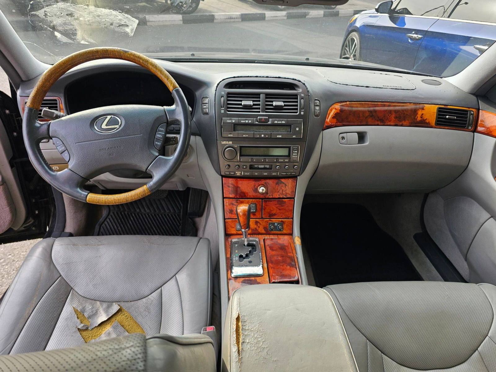 2005 LEXUS LS 430 — 142234 Miles — Lot X55005674 — Souq - Marhaba Auctions Used Cars - Image 7