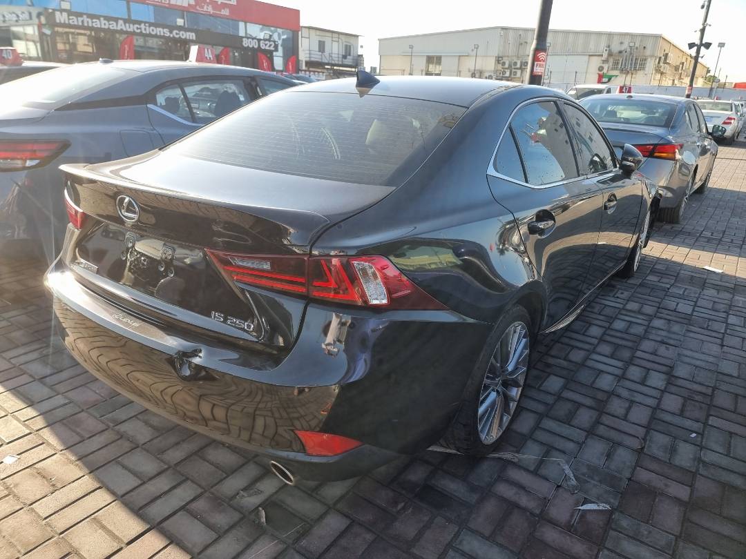 2015 LEXUS IS 250 — 171200 Miles — Lot 5077837 — Souq - Marhaba Auctions Used Cars - Image 5