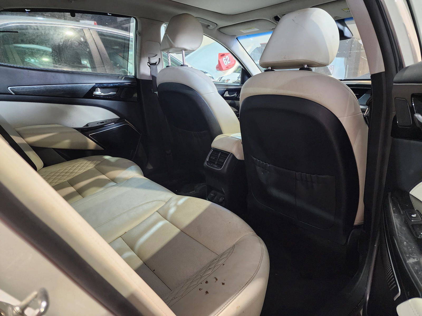 KIA CADENZA 2017 - Marhaba Auction Used Cars - Image 8