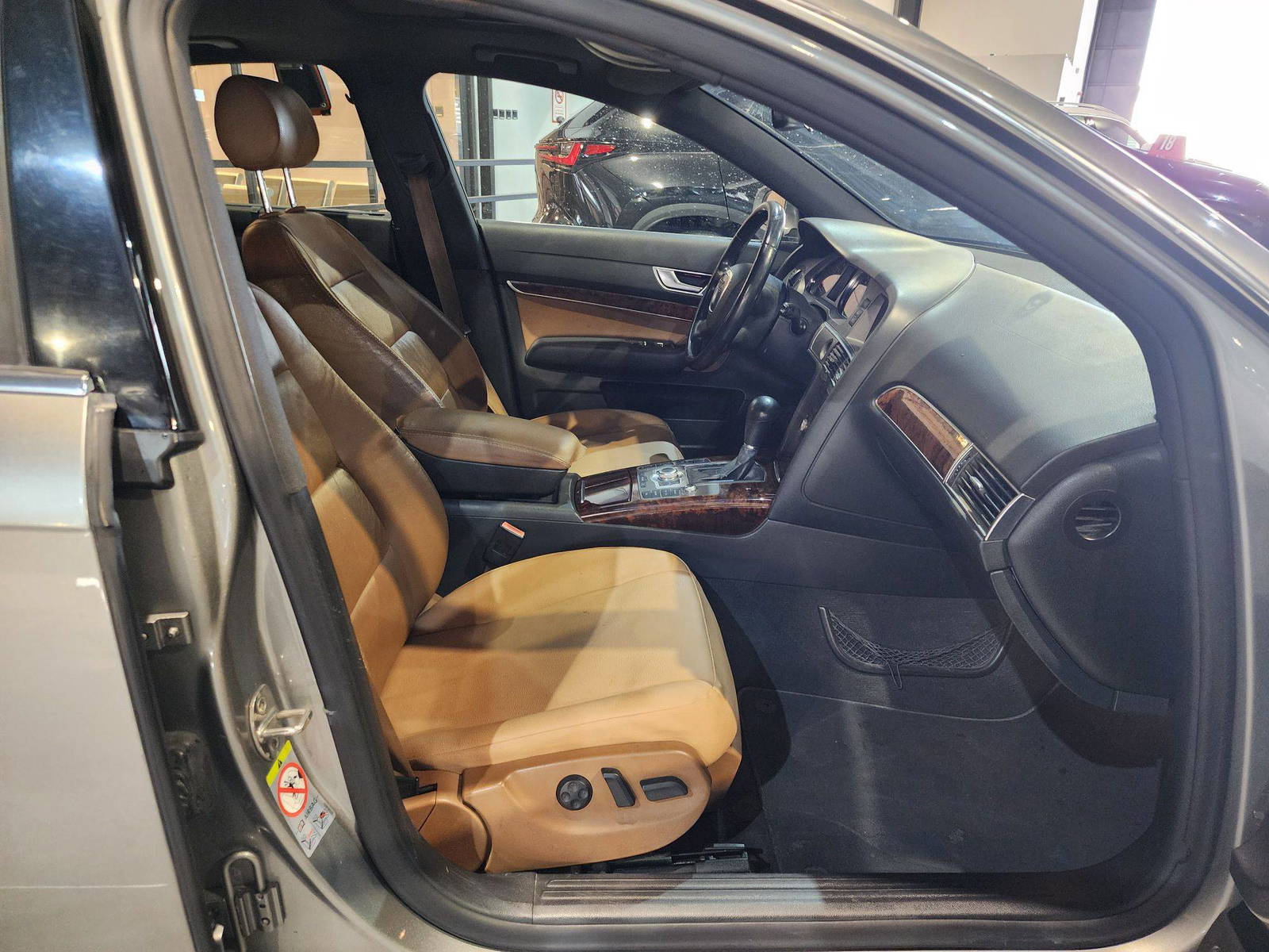 2007 AUDI A6 2.0T PREMIUM PLUS — 194263 KM — Lot 2420 — Al Quoz - Marhaba Auctions Used Cars - Image 11