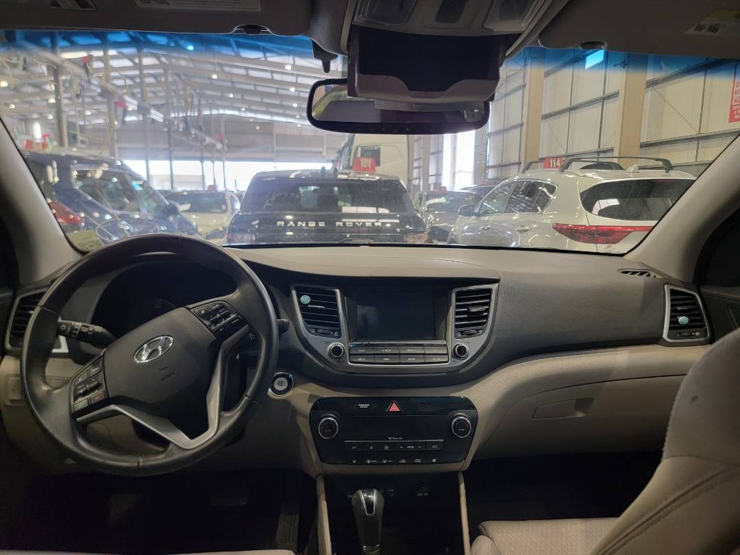 2018 HYUNDAI TUCSON — 119288 Miles — Lot 740477 — Main - Marhaba Auctions Used Cars - Image 7