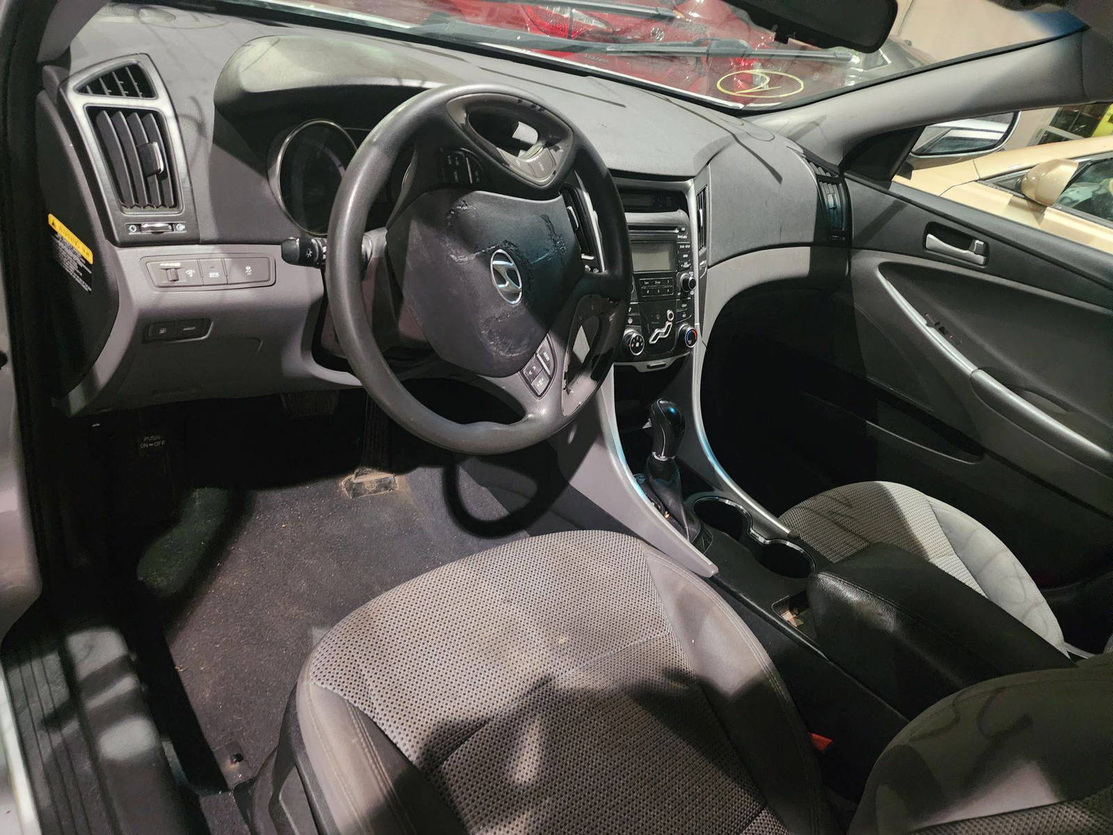 2012 HYUNDAI SONATA — 151661 Miles — Lot 70198153 - Marhaba Auctions Used Cars - Image 4