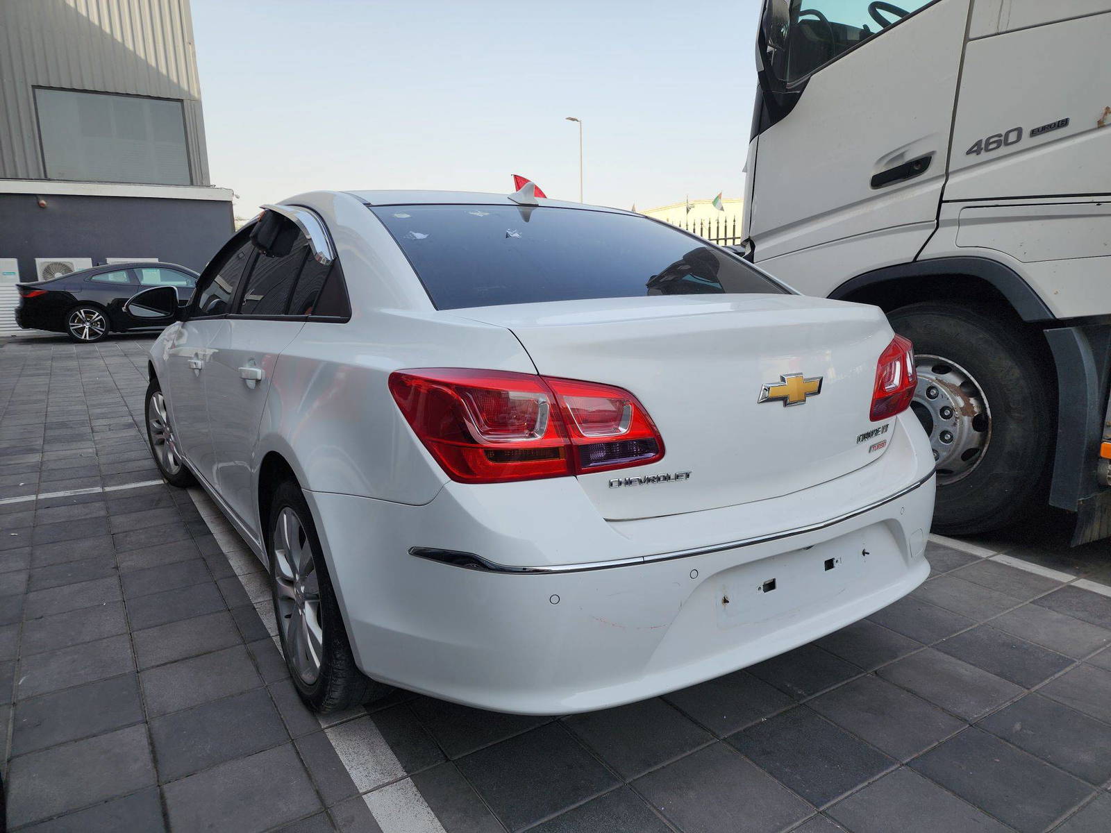 2015 CHEVROLET CRUIZE — 142864 KM — Lot 025100 — Main - Marhaba Auctions Used Cars - Image 5