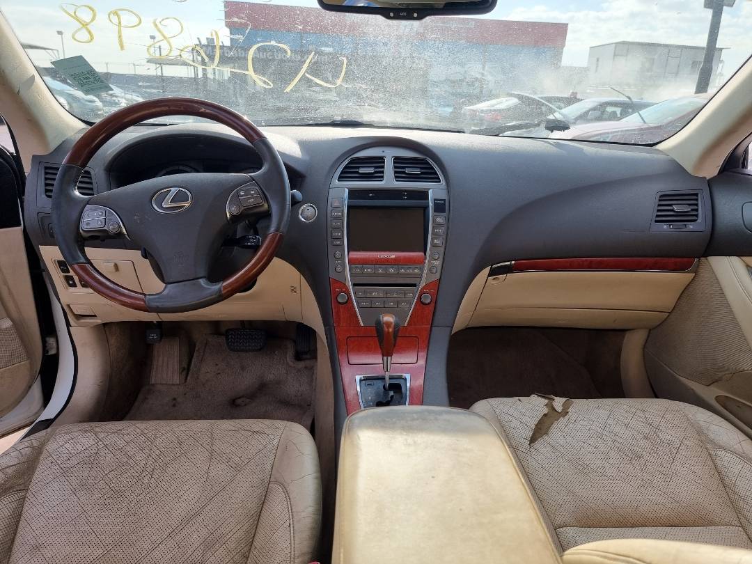 2011 LEXUS ES 350 — 202987 Miles — Lot 215487 — Ind. 12 - Marhaba Auctions Used Cars - Image 8