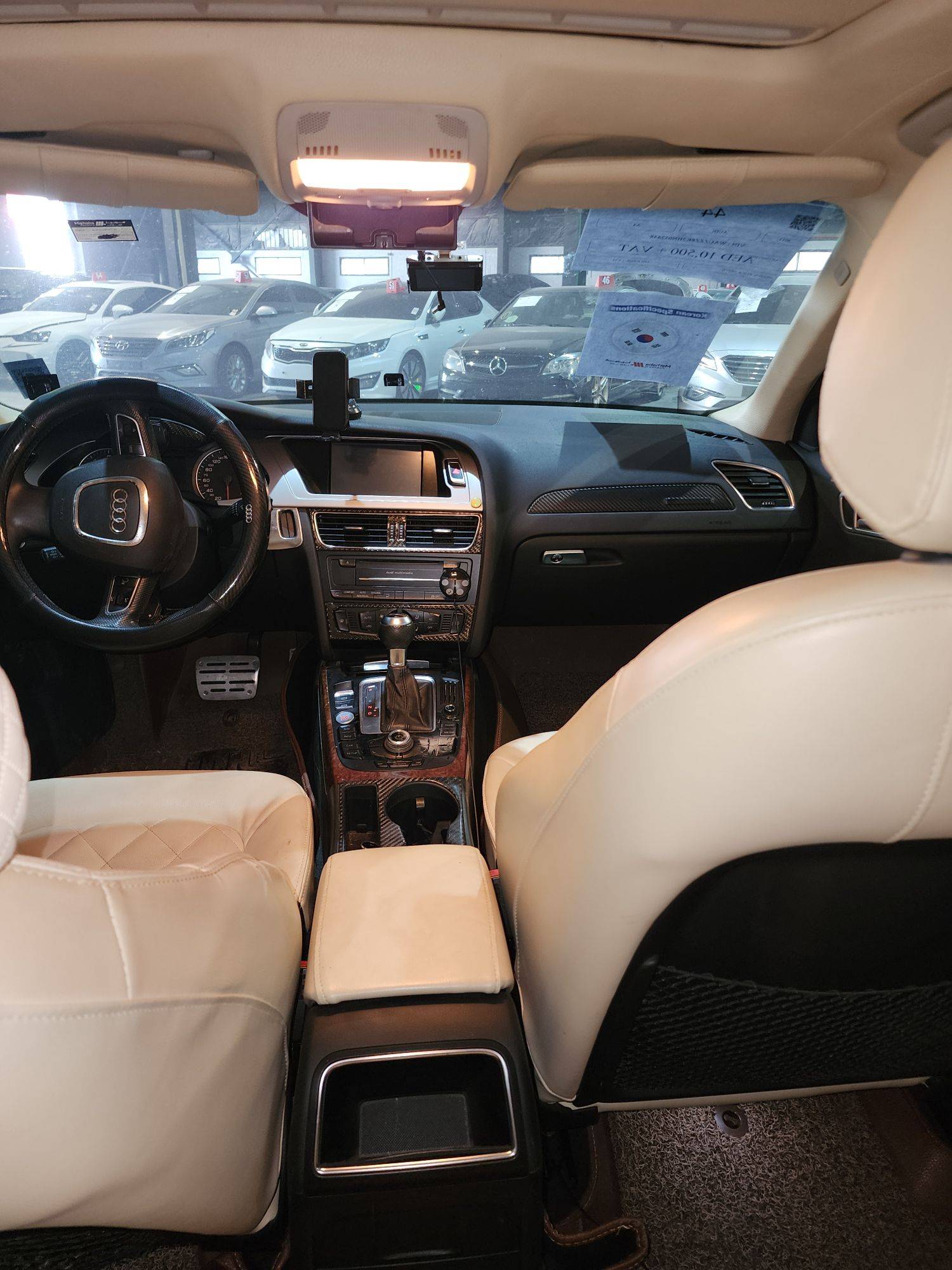 2011 AUDI A4 — 262603 KM — Lot 052448 — Al Quoz - Marhaba Auctions Used Cars - Image 9