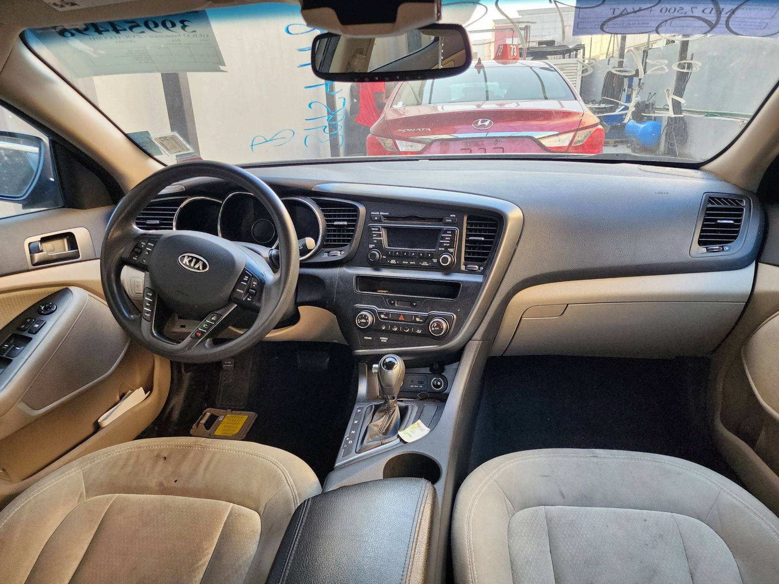 2011 KIA OPTIMA — 123315 Miles — Lot 39954498 — Al Quoz - Marhaba Auctions Used Cars - Image 7