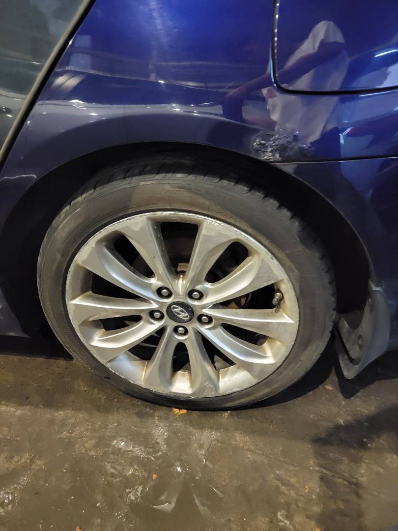 2013 HYUNDAI SONATA — 203920 Miles — Lot H676441 — Main - Marhaba Auctions Used Cars - Image 9