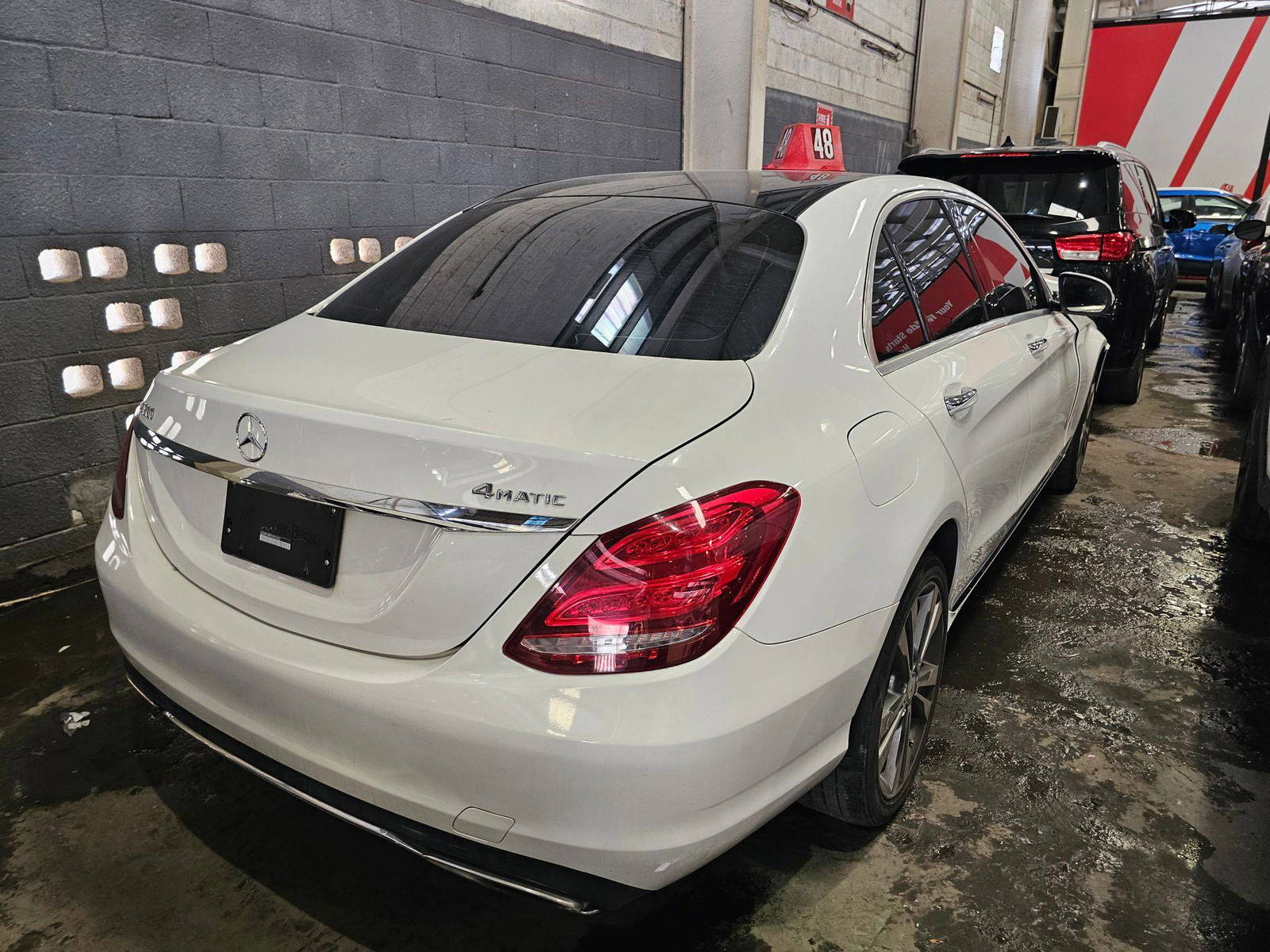 MERCEDES BENZ C300 2015 - Marhaba Auction Used Cars - Image 6