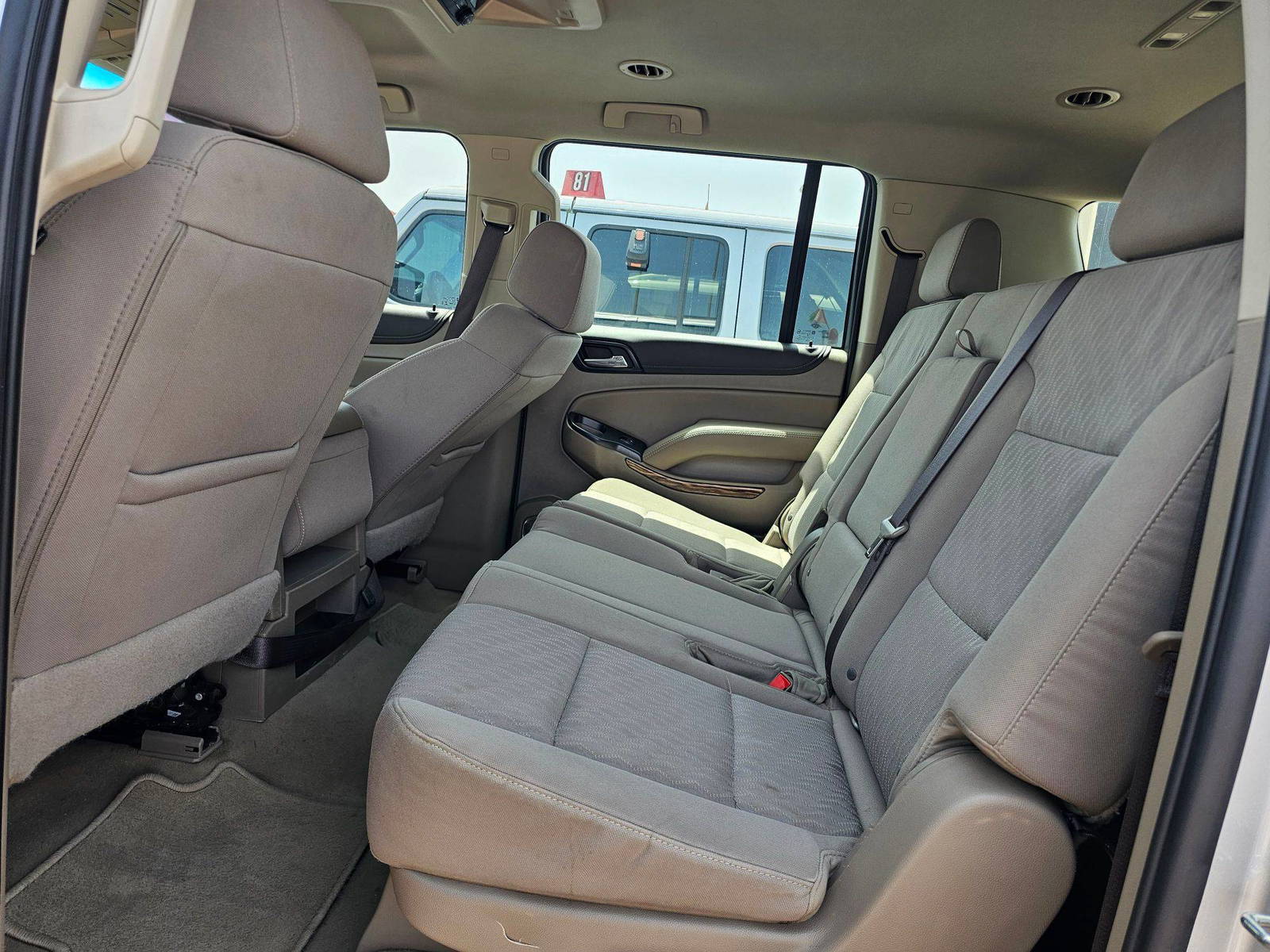 2020 GMC YUKON — 115870 KM — Lot 8EC1LR159377 — Souq - Marhaba Auctions Used Cars - Image 7