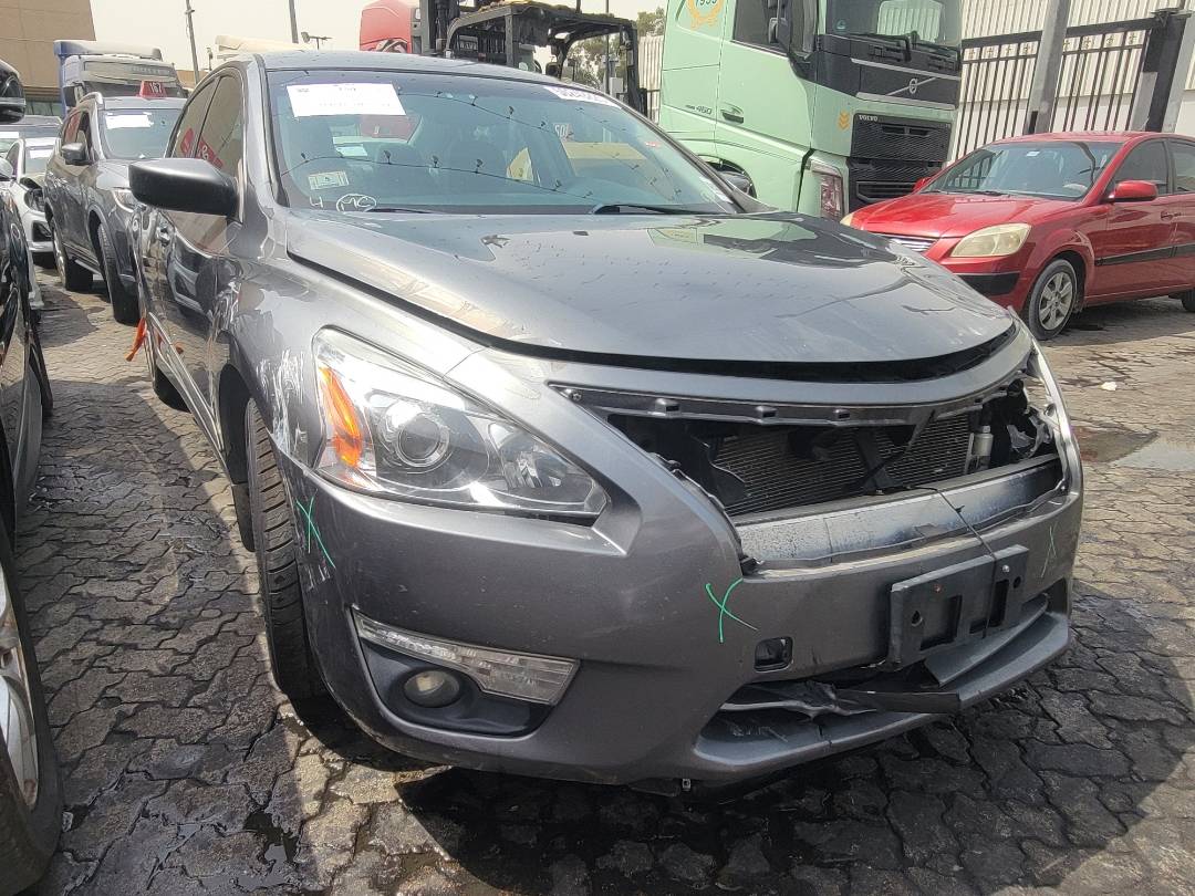 2015 NISSAN ALTIMA — 114149 Miles — Lot FC208050 — Main - Marhaba Auctions Used Cars - Image 4