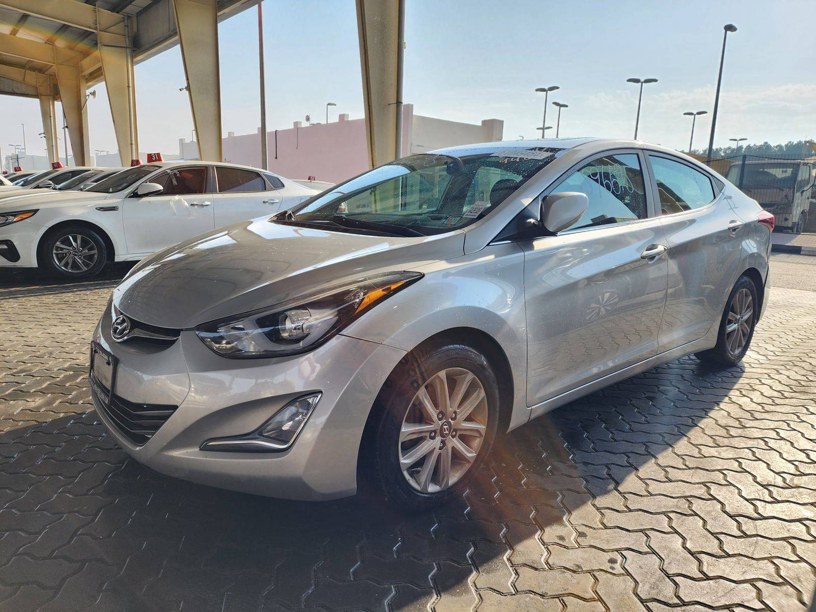 2015 HYUNDAI ELANTRA — 248 120 Miles — Lot AE3FH — Souq - Marhaba Auctions Used Cars - Image 5