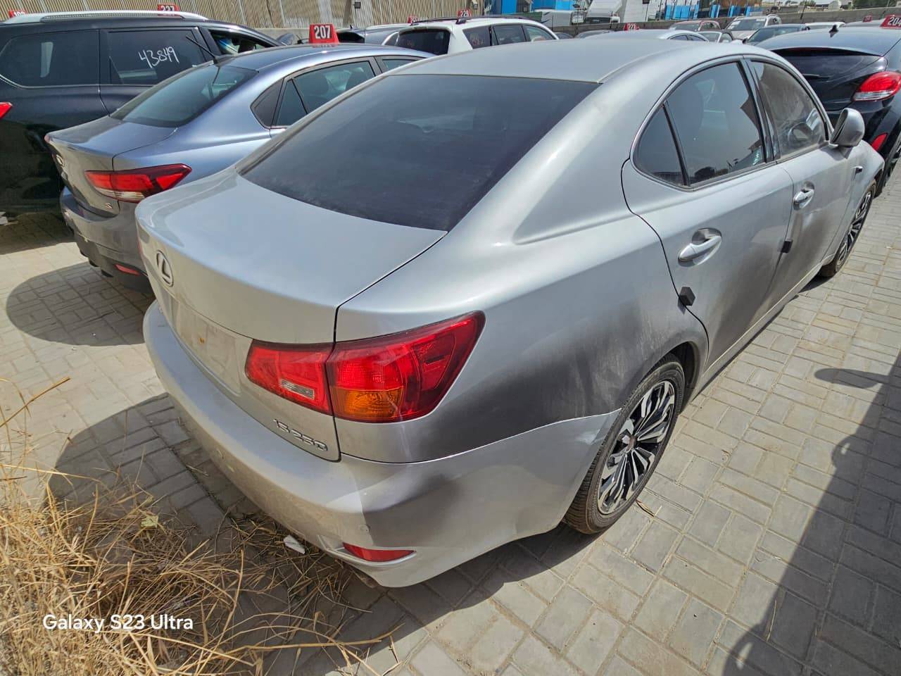 2007 LEXUS IS 250 — 145074 KM — Lot 048861 — Souq - Marhaba Auctions Used Cars - Image 5