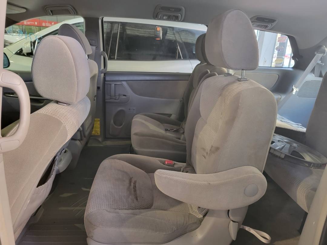 2010 TOYOTA SIENNA — 214576 Miles — Lot 40927183 — Main - Marhaba Auctions Used Cars - Image 6