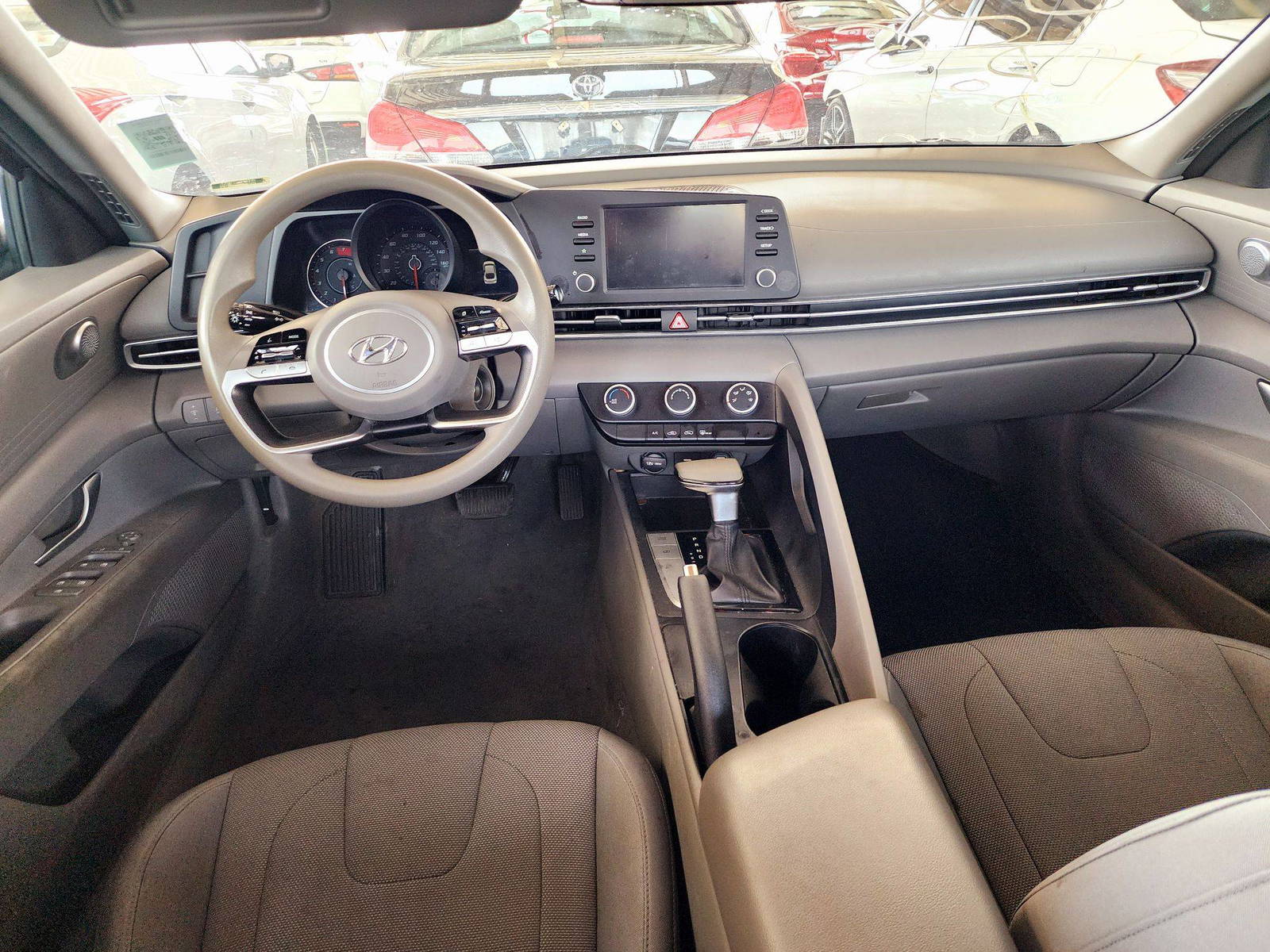 2021 HYUNDAI ELANTRA — 94016 Miles — Lot 78994574 — Souq - Marhaba Auctions Used Cars - Image 7