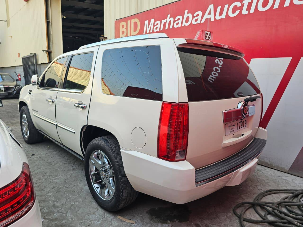 2008 CADILLAC ESCALADE — 518065 KM — Lot R118018 — Main - Marhaba Auctions Used Cars - Image 5