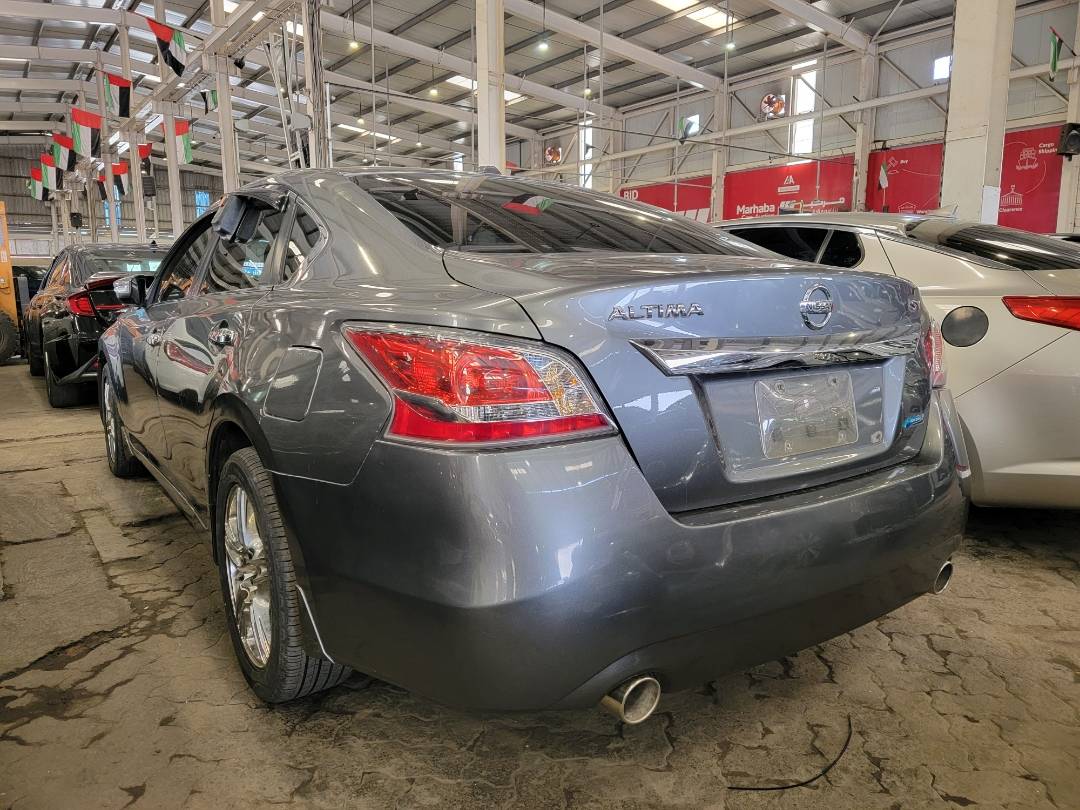2014 NISSAN ALTIMA — 160006 Miles — Lot 2EC902590 — Main - Marhaba Auctions Used Cars - Image 3