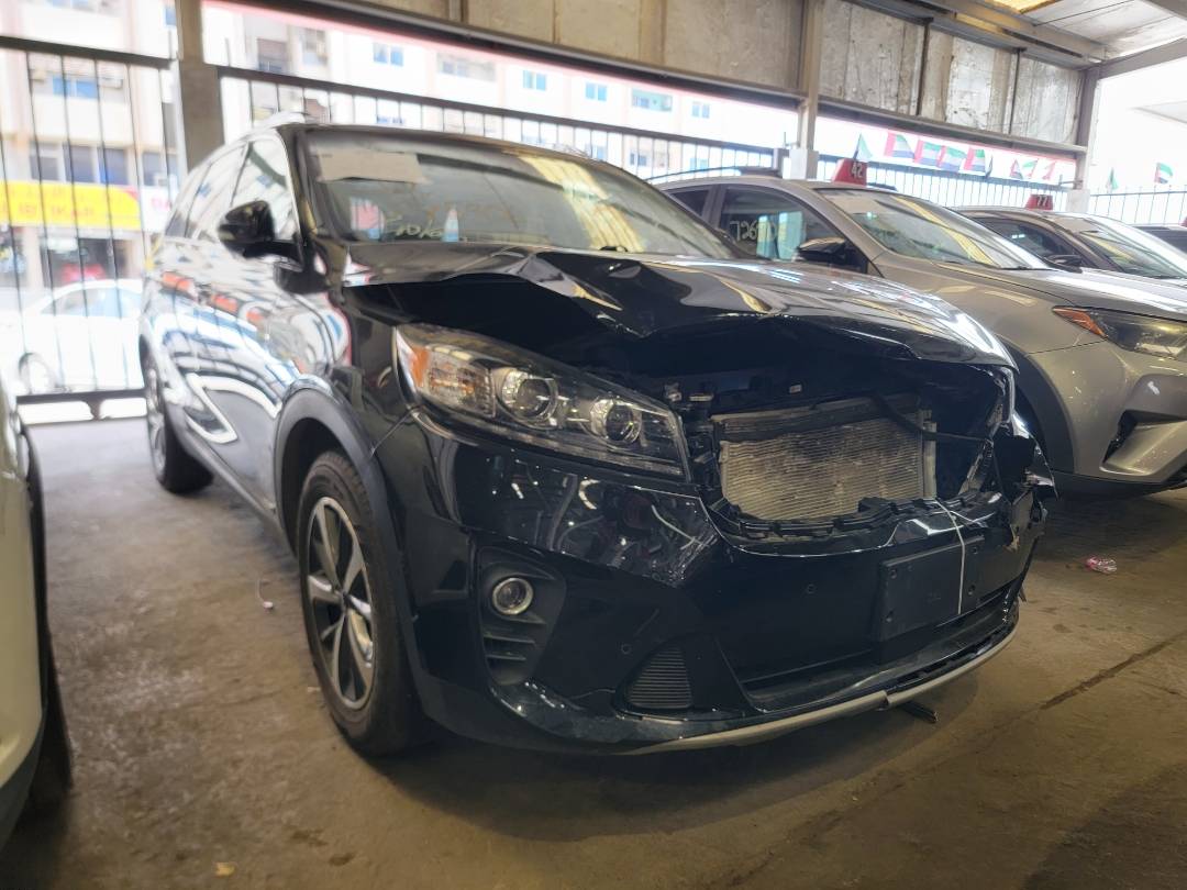 2019 KIA SORENTO — 52011 Miles — Lot KG503912 — Souq - Marhaba Auctions Used Cars - Image 4