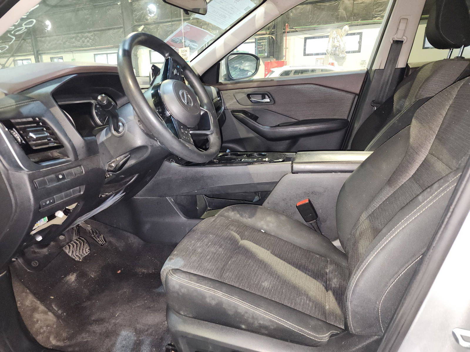 NISSAN ROGUE 2021 - Marhaba Auction Used Cars - Image 7