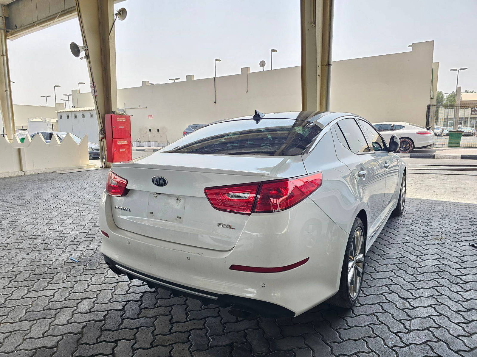 2015 KIA OPTIMA — 173880 Miles — Lot A63FG374348 — Souq - Marhaba Auctions Used Cars - Image 3