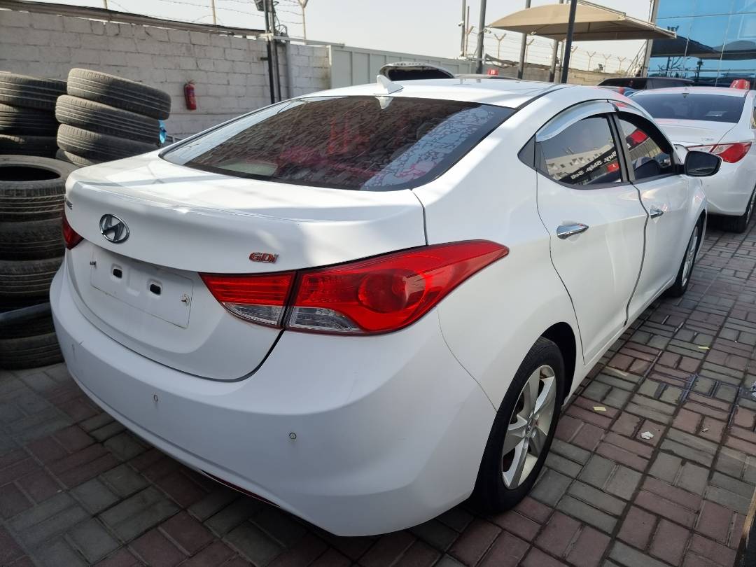 2014 HYUNDAI AVANTE — 88657 KM — Lot 124578 — Ind. 12 - Marhaba Auctions Used Cars - Image 5