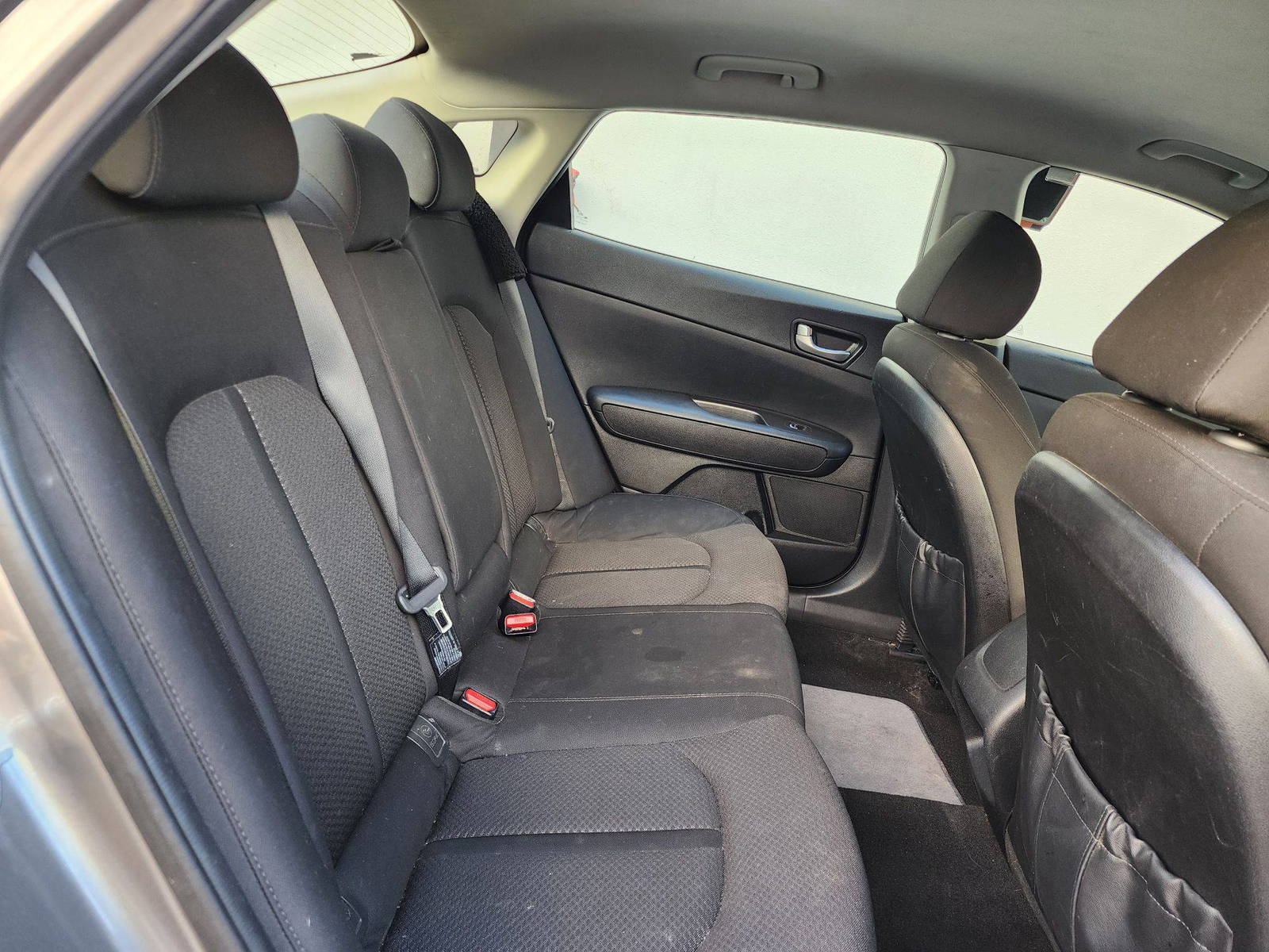 2016 KIA OPTIMA — 130243 Miles — Lot 54415814 — Al Quoz - Marhaba Auctions Used Cars - Image 7
