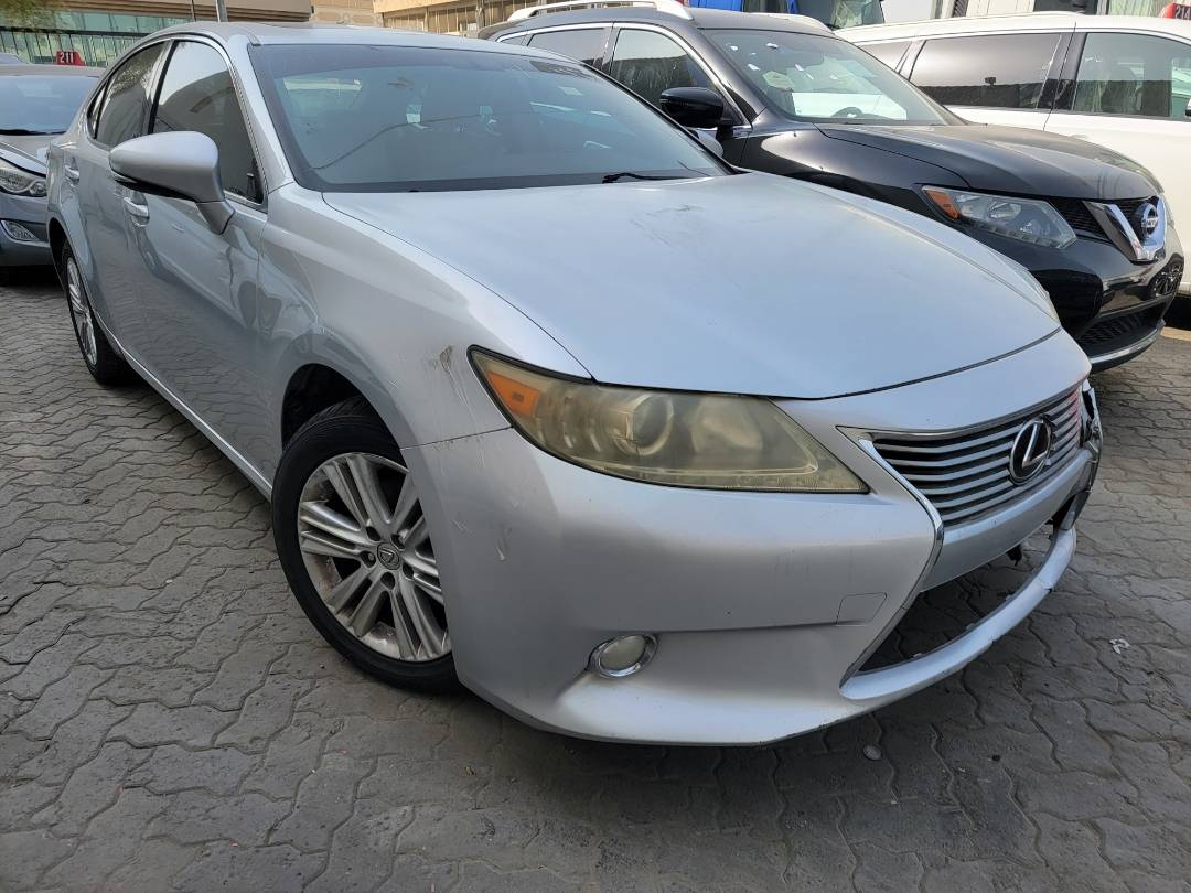2013 LEXUS ES 350 — 111679 Miles — Lot 7D2039382 — Main - Marhaba Auctions Used Cars - Image 6