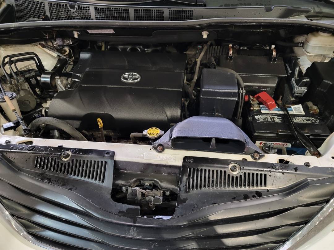 2012 TOYOTA SIENNA — 202929 Miles — Lot 3DCXCS034971 — Main - Marhaba Auctions Used Cars - Image 10