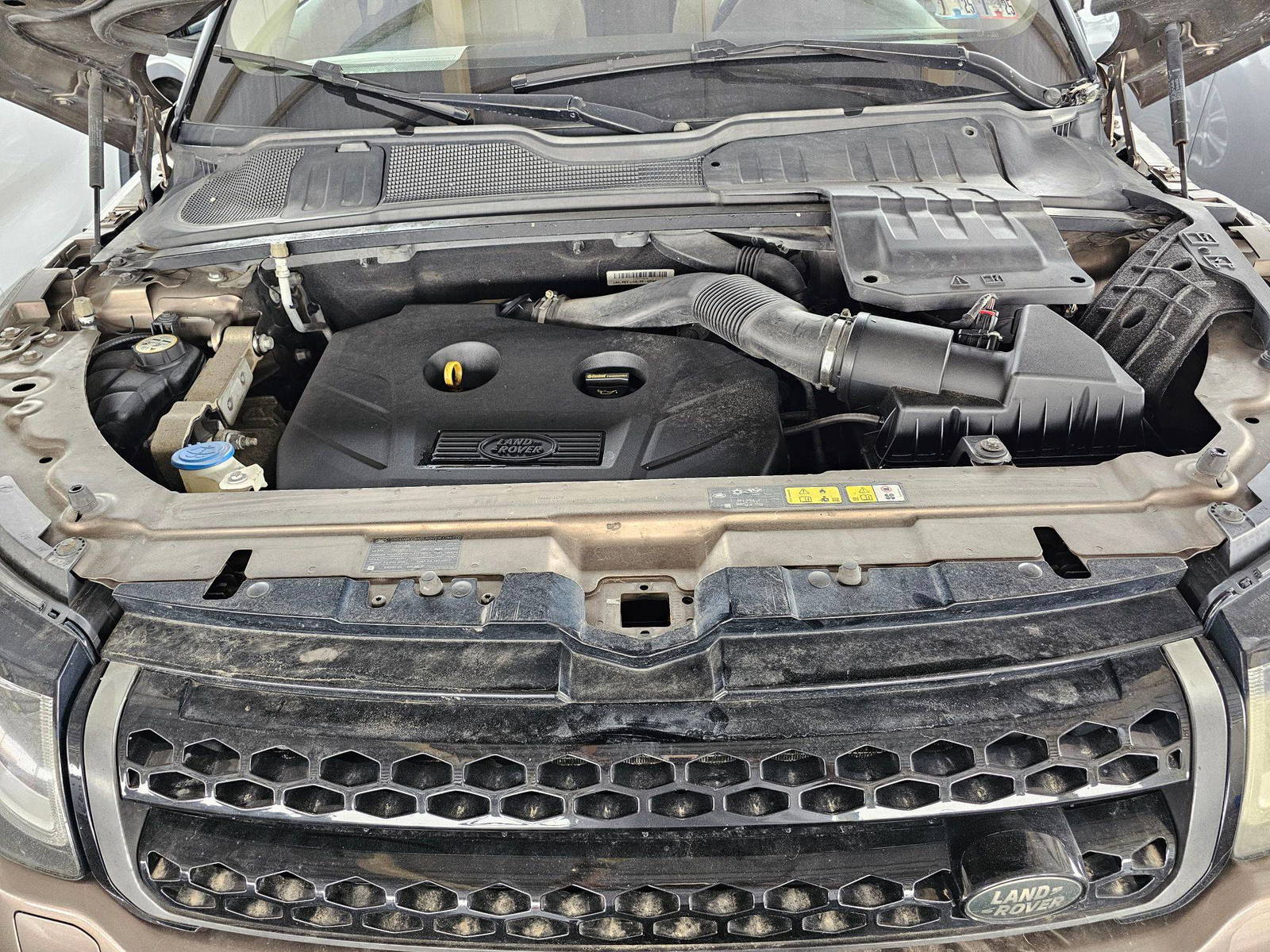 LAND ROVER RANGE ROVER EVOQUE 2016 - Marhaba Auction Used Cars - Image 12