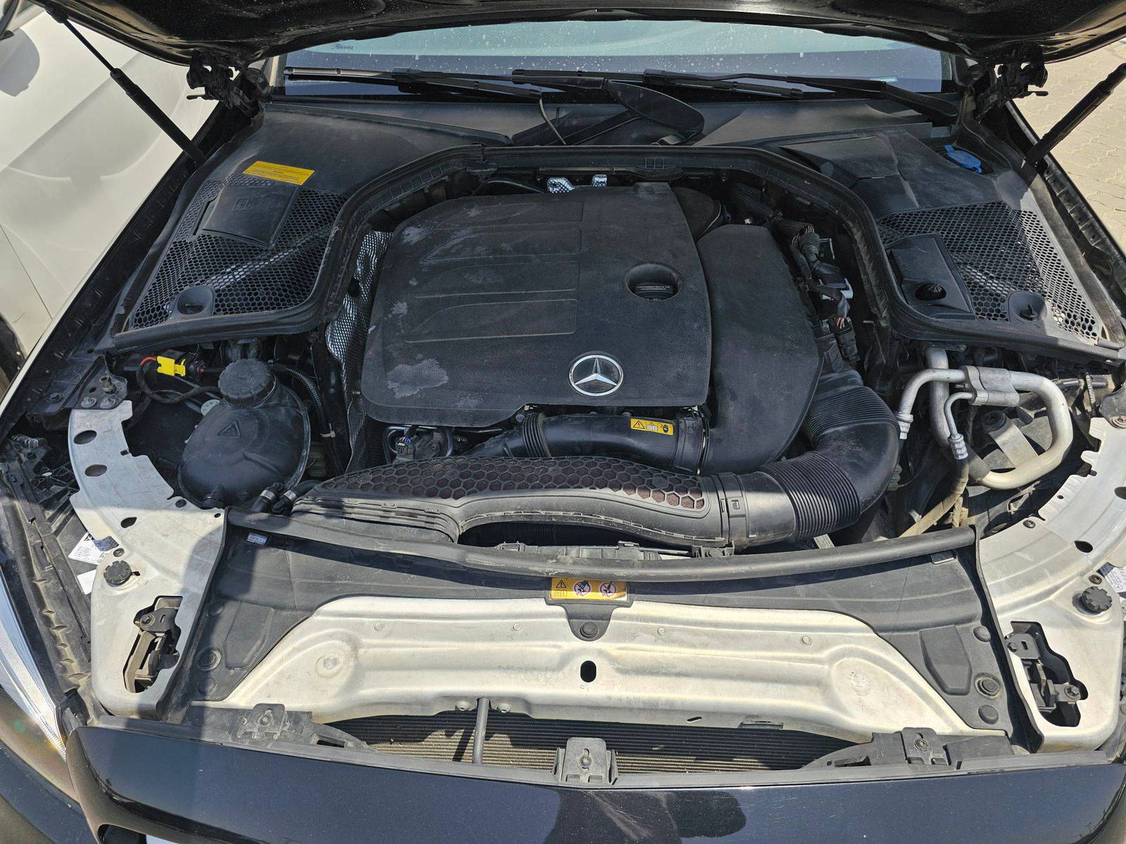 MERCEDES BENZ C200 2019 - Marhaba Auction Used Cars - Image 12