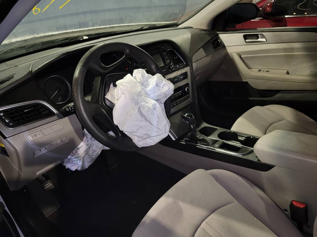 2015 HYUNDAI SONATA — 91926 Miles — Lot 234728 - Marhaba Auctions Used Cars - Image 6