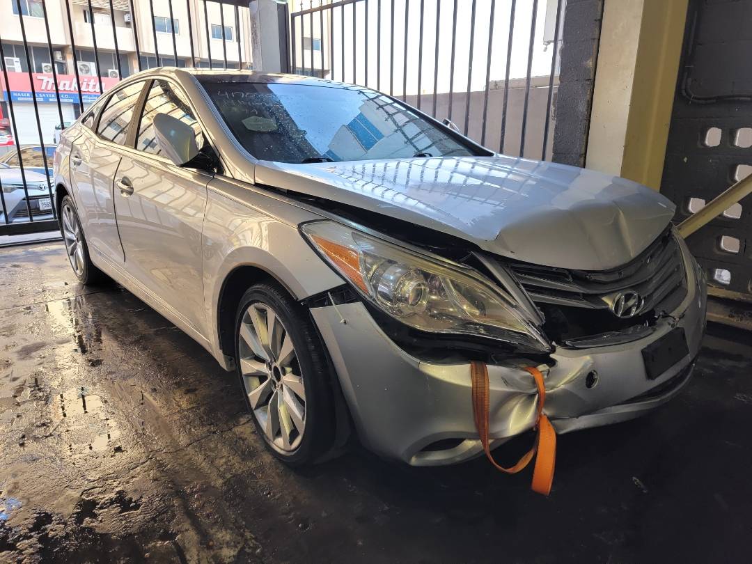 2014 HYUNDAI AZERA — 98975 Miles — Lot 41708035 — Main - Marhaba Auctions Used Cars - Image 3