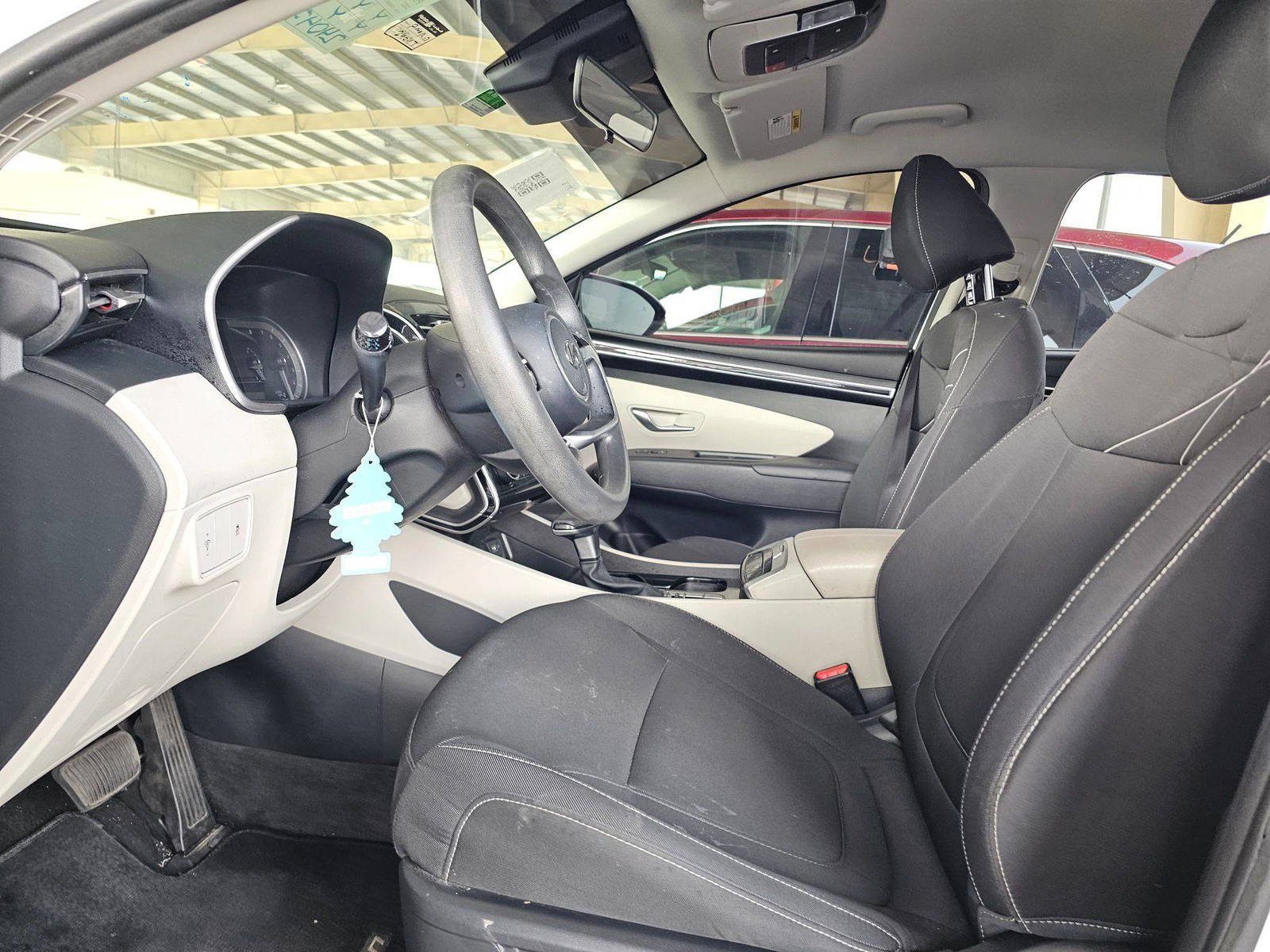 2022 HYUNDAI TUCSON — 24047 Miles — Lot 41317010 — Souq - Marhaba Auctions Used Cars - Image 8