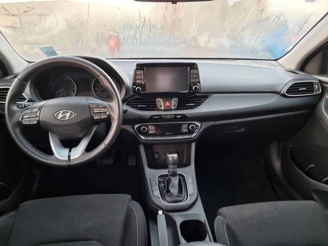 2018 HYUNDAI ELANTRA GT — 149115 Miles — Lot 030845 — Souq - Marhaba Auctions Used Cars - Image 7