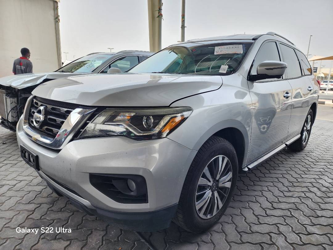 2017 NISSAN PATHFINDER — 189842 Miles — Lot 15201 — Main - Marhaba Auctions Used Cars - Image 3
