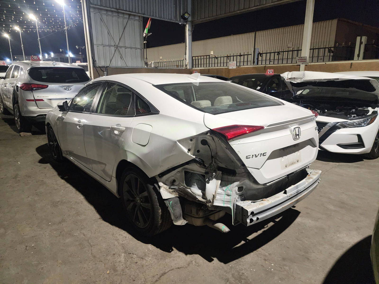2019 HONDA CIVIC — 142961 Miles — Lot 74499555 — Souq - Marhaba Auctions Used Cars - Image 5