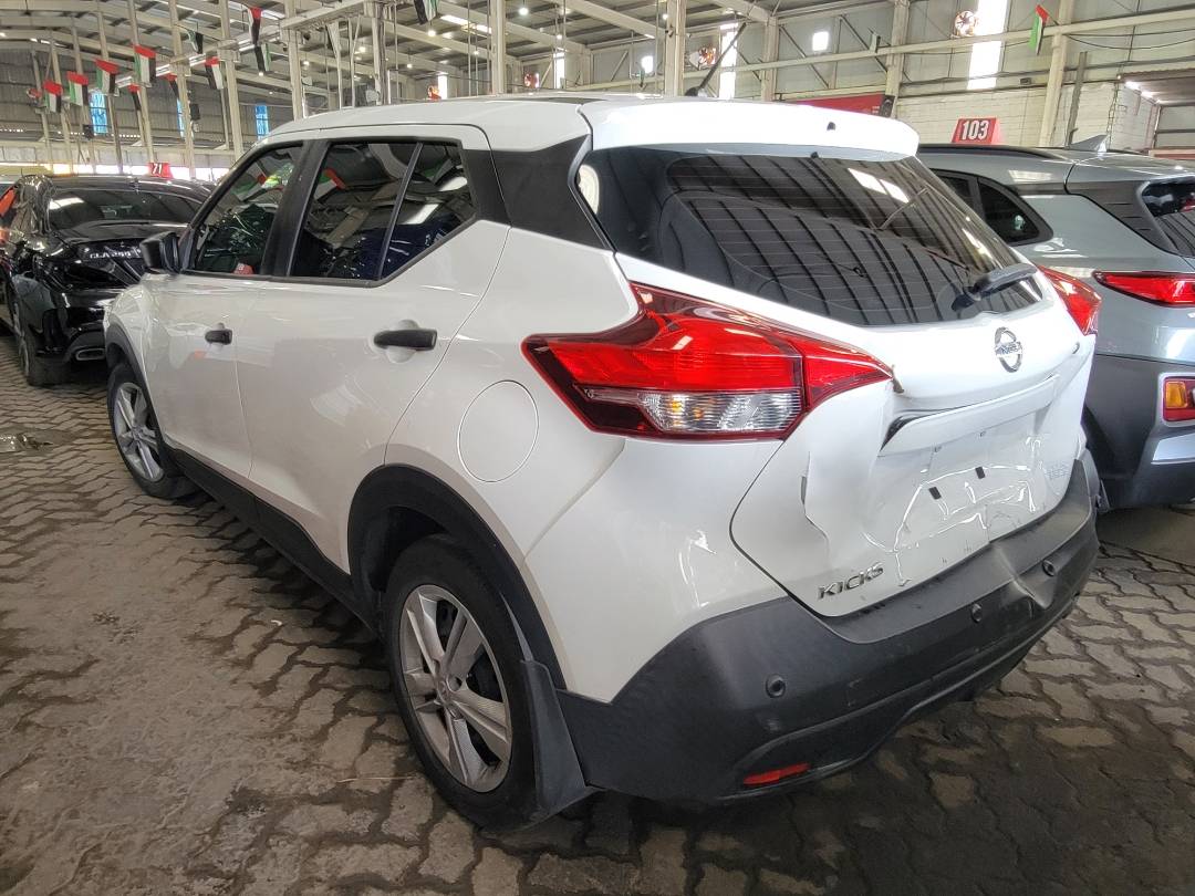 2020 NISSAN KICKS — 87669 Miles — Lot 5BV5LL488533 — Main - Marhaba Auctions Used Cars - Image 4