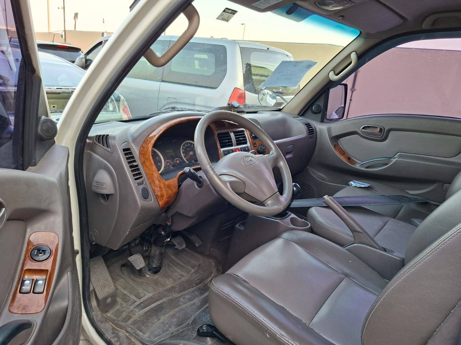 HYUNDAI PORTER 2 2012 - Marhaba Auction Used Cars - Image 7