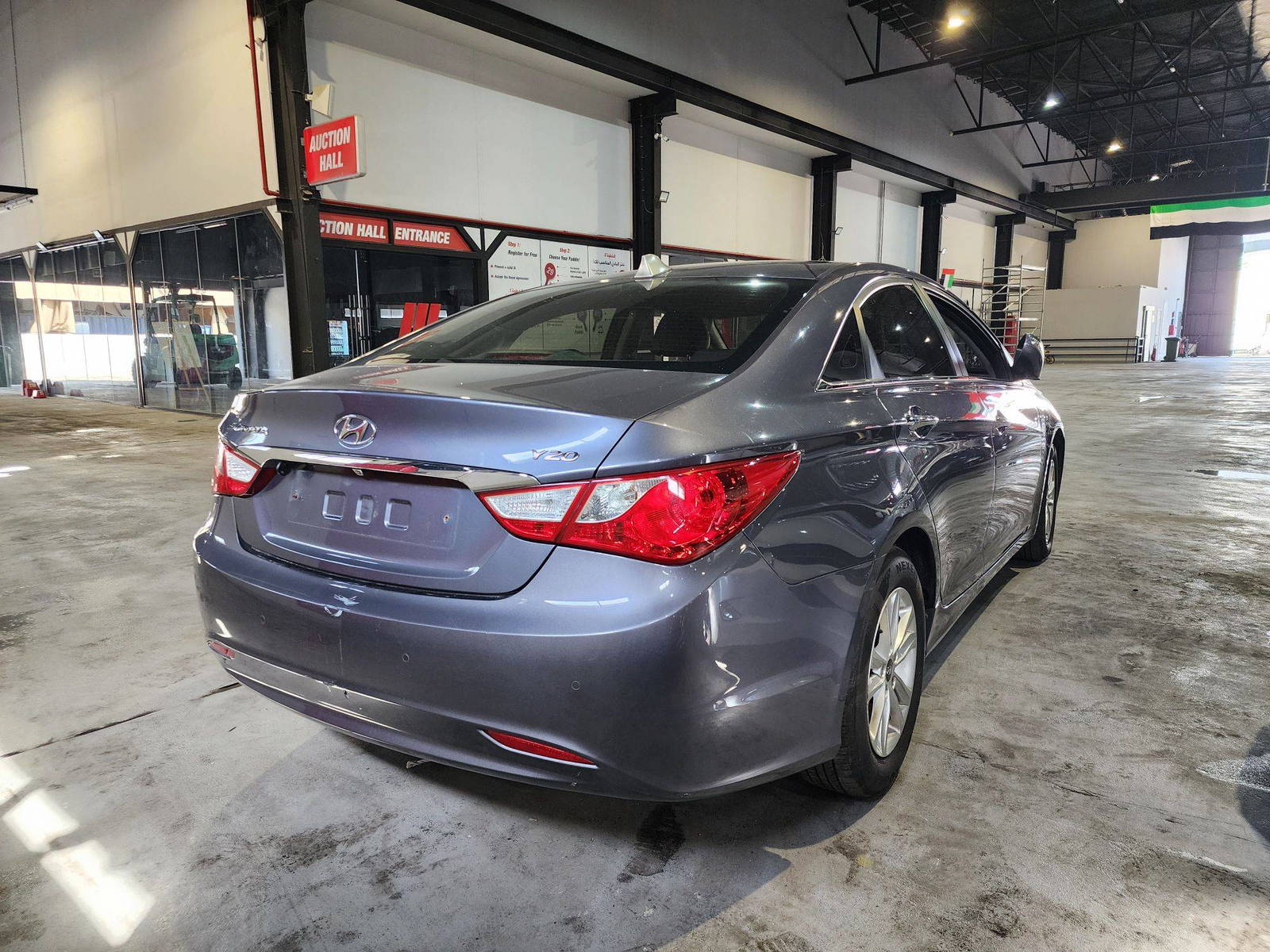 2011 HYUNDAI SONATA — 203034 KM — Lot 334906 — Al Quoz - Marhaba Auctions Used Cars - Image 7