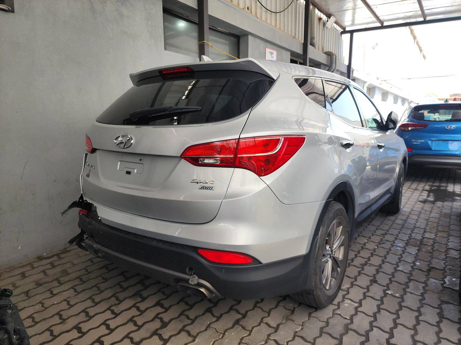 2015 HYUNDAI SANTA FE — 155473 Miles — Lot G282826 — Souq - Marhaba Auctions Used Cars - Image 5