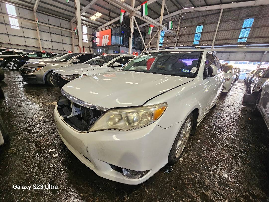 TOYOTA AVALON