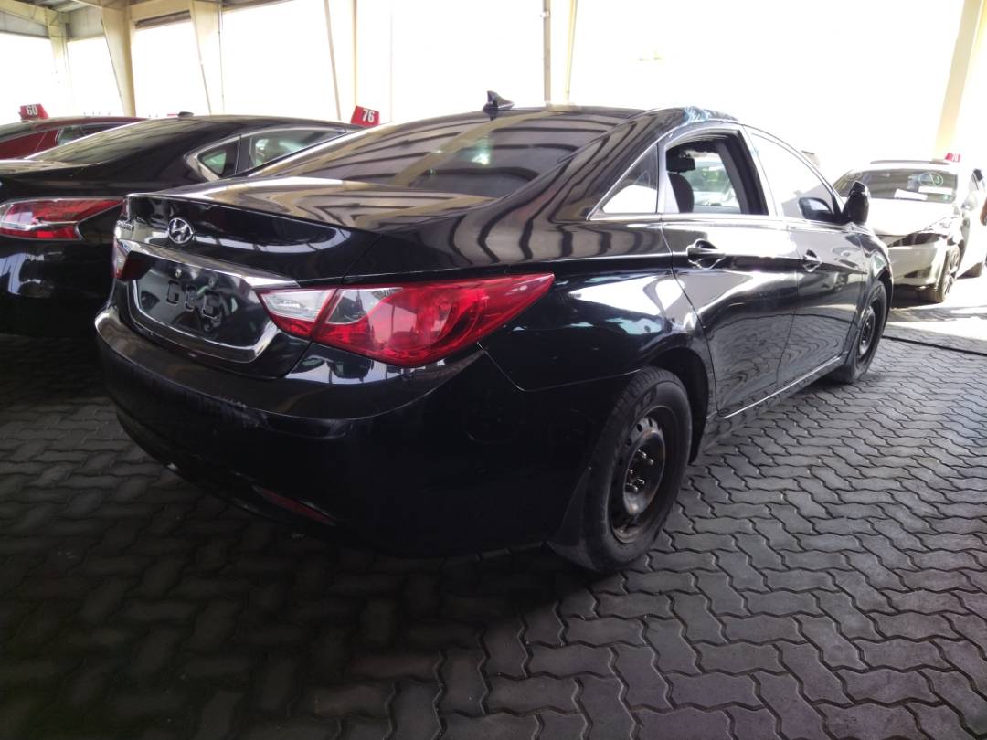 2012 HYUNDAI SONATA — 189438 Miles — Lot 58661173 - Marhaba Auctions Used Cars - Image 4