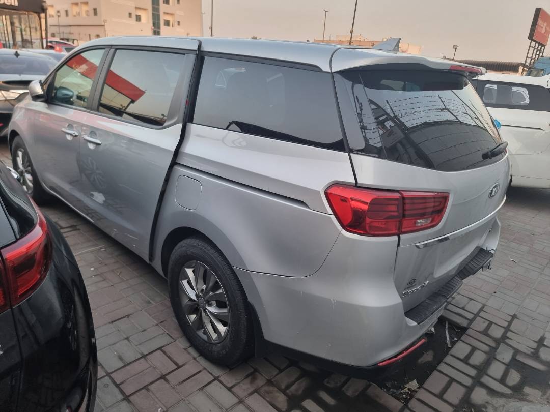 2019 KIA SEDONA — 103776 Miles — Lot 6547913 — Ind. 12 - Marhaba Auctions Used Cars - Image 6