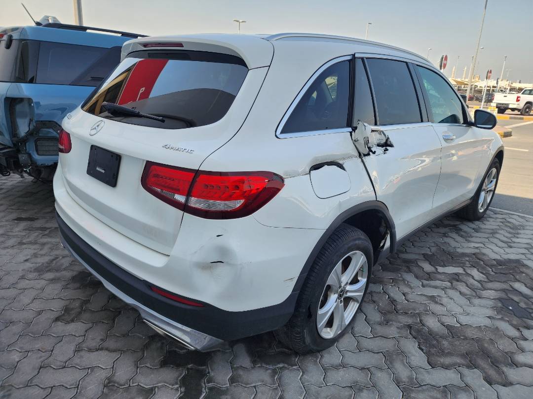 2018 MERCEDES BENZ GLC-300 — 78996 Miles — Lot 35506761 - Marhaba Auctions Used Cars - Image 9