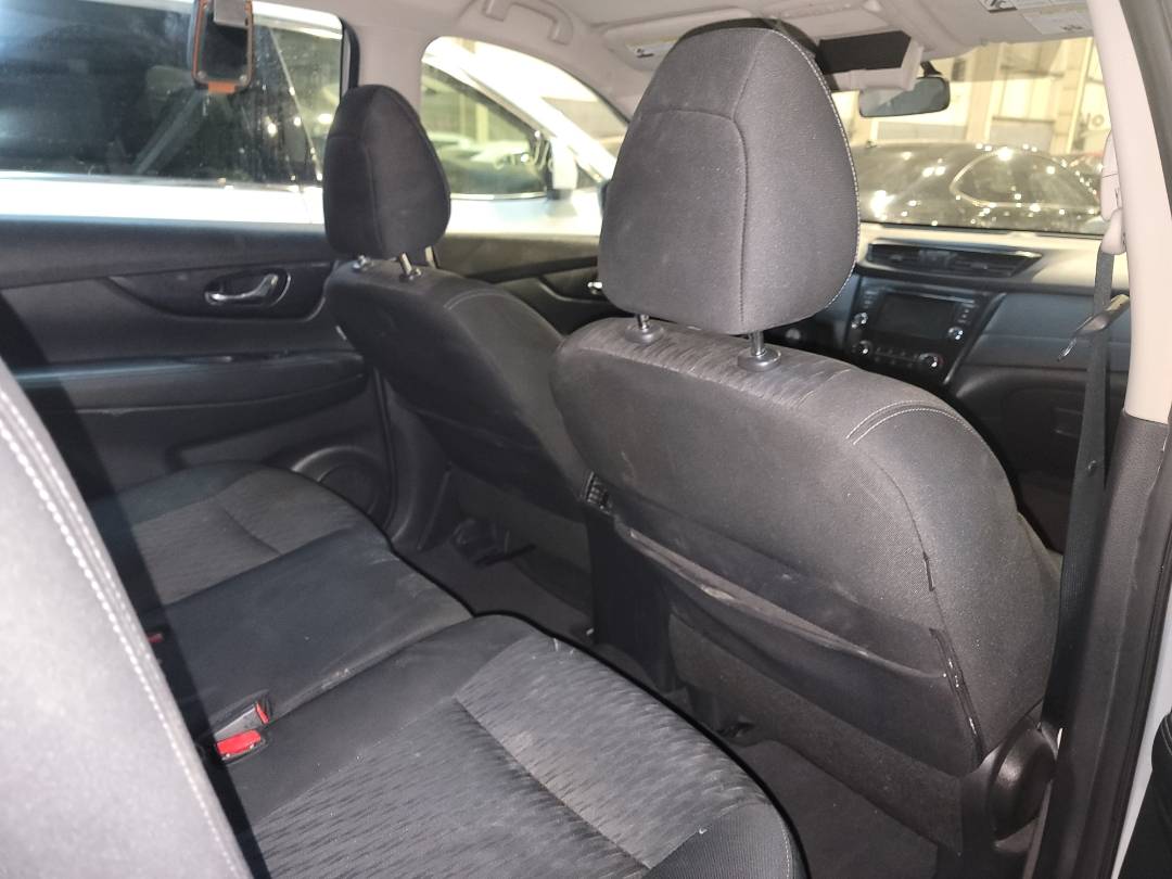 2018 NISSAN ROGUE — 61873 Miles — Lot 70884623 - Marhaba Auctions Used Cars - Image 4